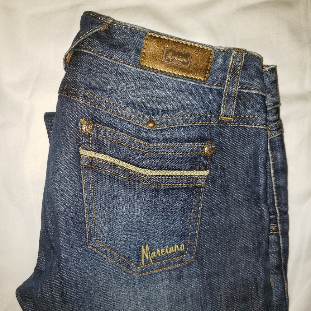 Jeans - Picture 3 of 4